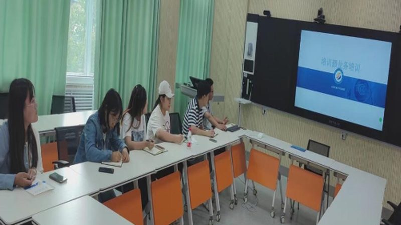 在选择培训机构时，要警惕以下误导性宣传：